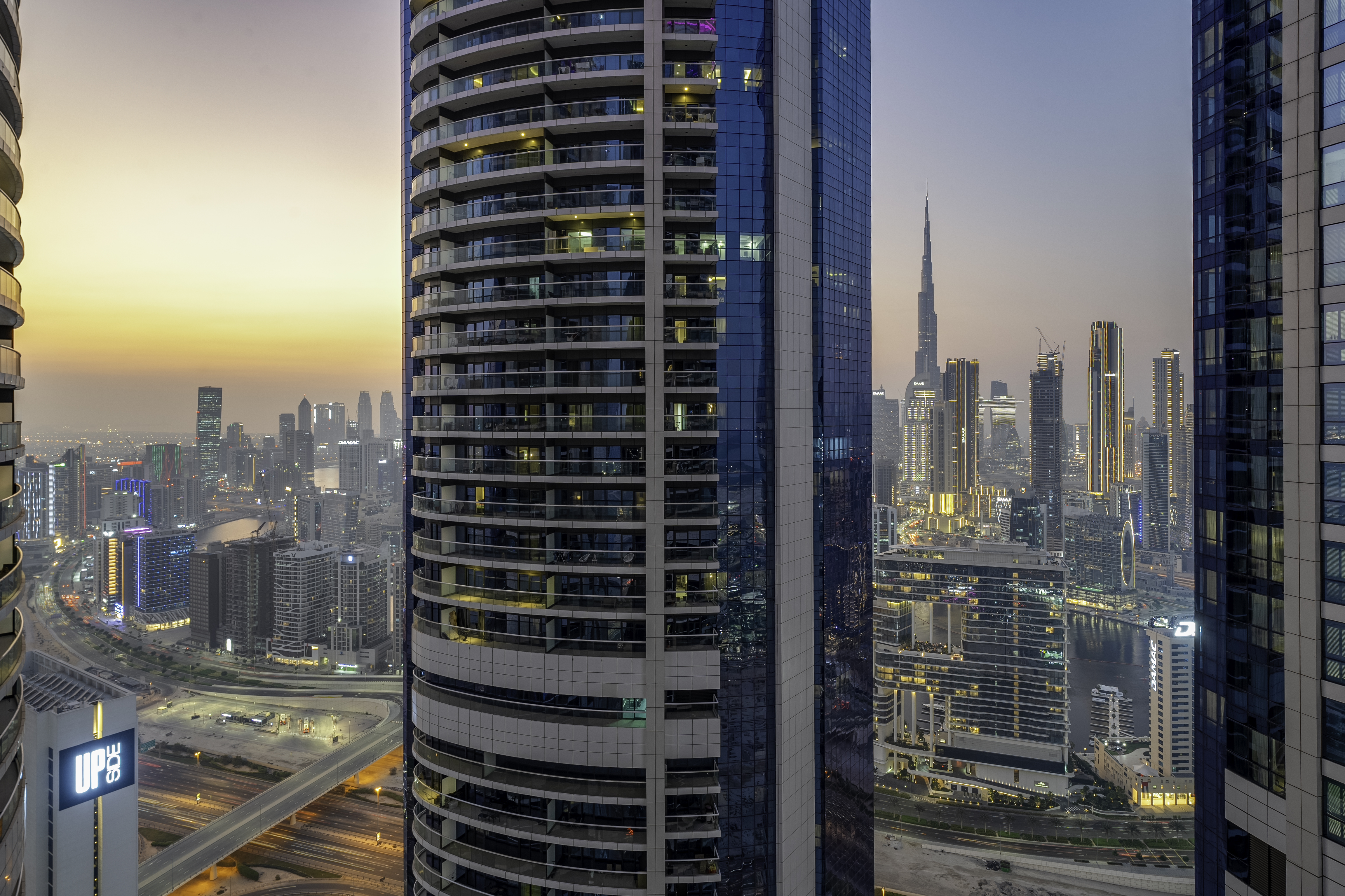 Paramount Hotel 2BR · Burj Khalifa Views